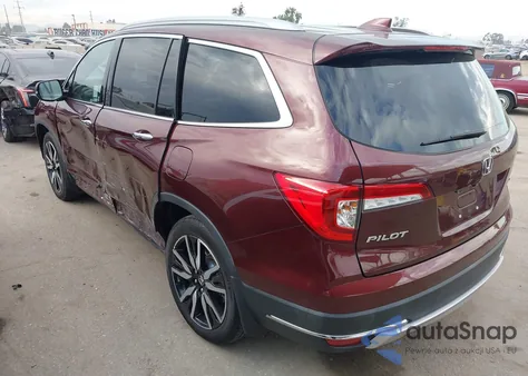 2021 Honda Pilot 2Wd Touring 8 Passenger z USA, uszkodzony, nr VIN 5FNYF5H96MB017622